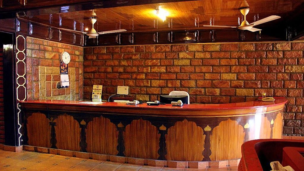 Hotel Sagar Kambam Luaran gambar