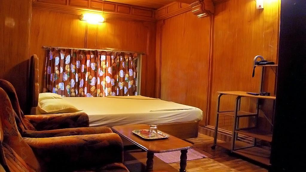 Hotel Sagar Kambam Luaran gambar